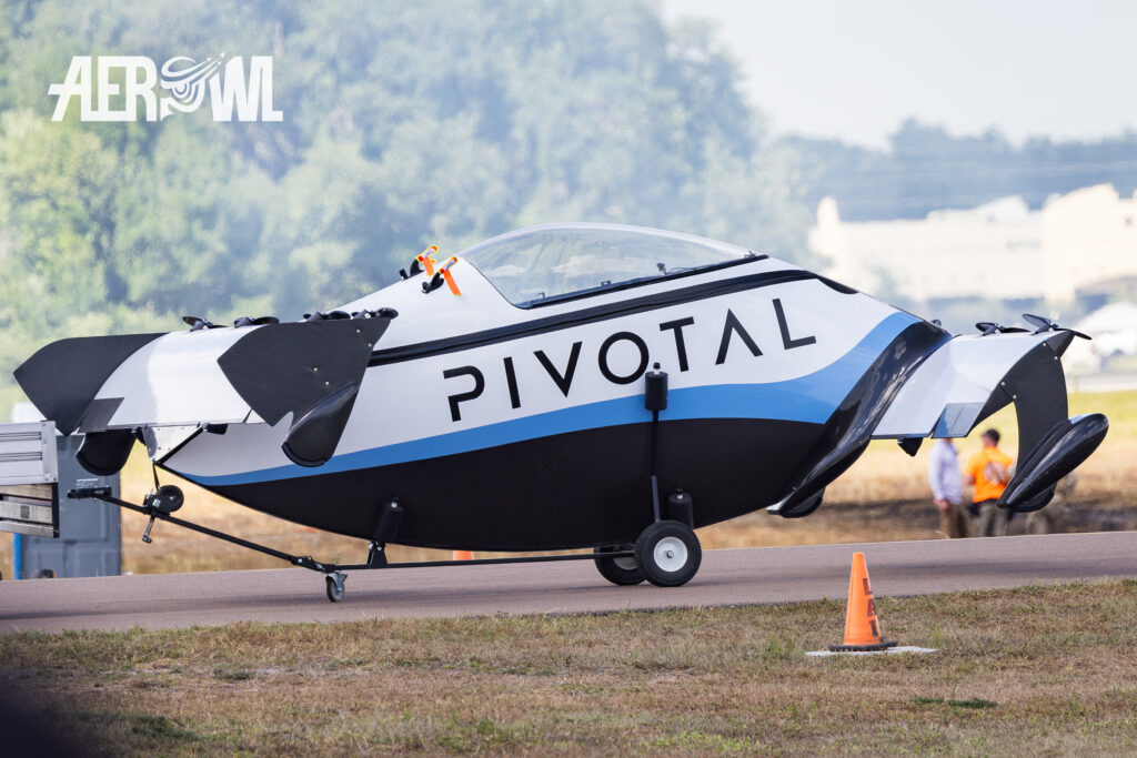 One of the brand new Pivotal Helix - electric prototyp machines in pepreparation to start in Lakeland, Florida at the Sun´n Fun 2025.