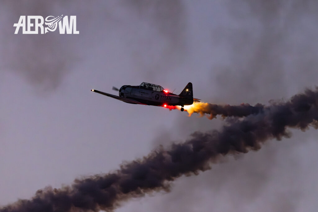 Titan Aerobatic Team - North American AT-6 "Texan" awesome evening show during the Sun´n Fun 2025 in Lakeland, Florida.